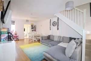 Lounge/Diner- click for photo gallery